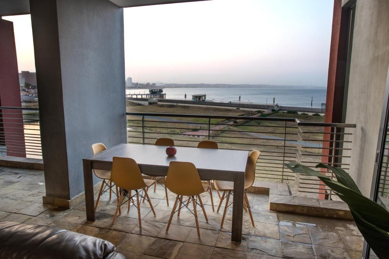 Apartment At The Point - Kaleidoscopic Caribbean Cruise Durban